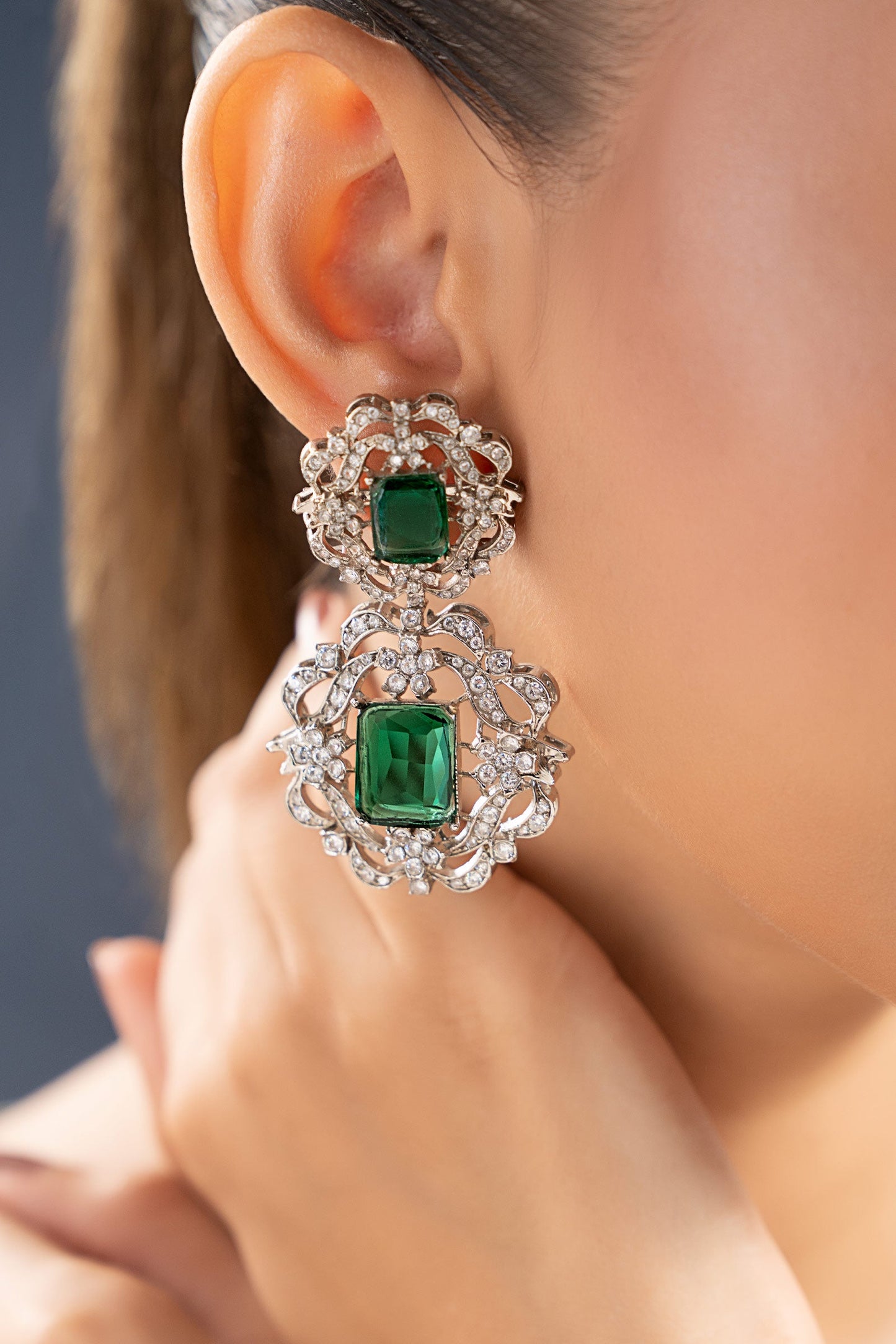 Onyzaar Earrings